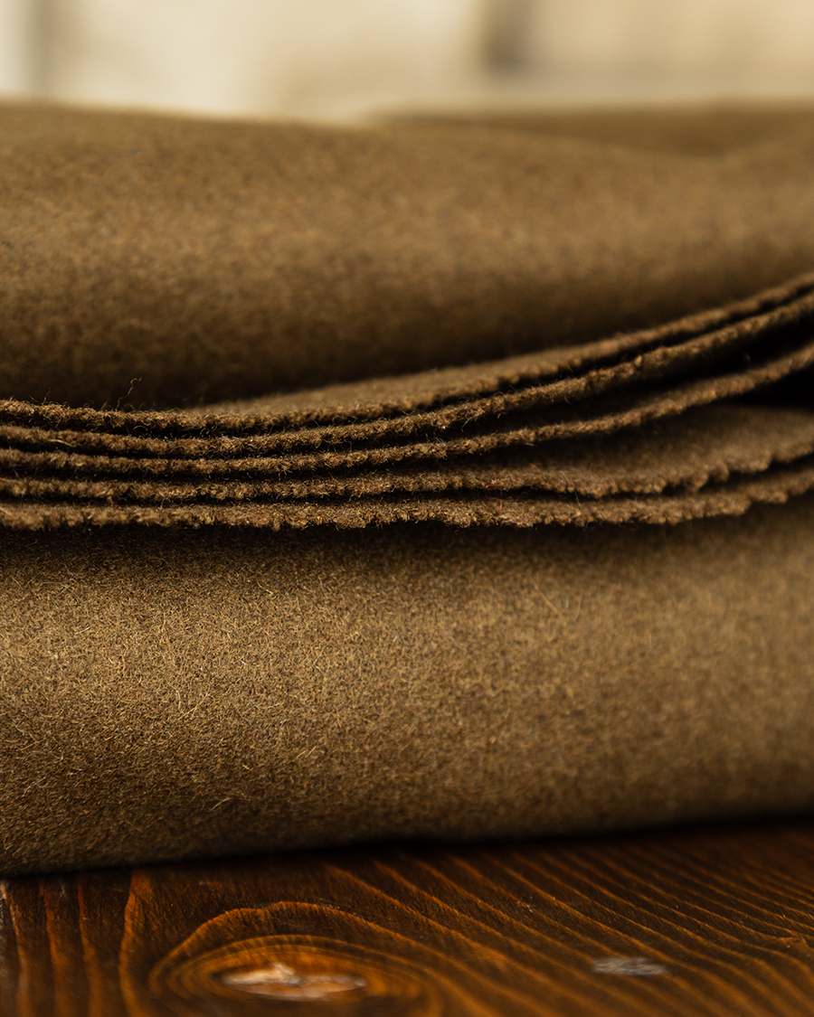 Wool fabric 380g/m² olivegreen